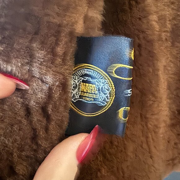 Stunning Vintage Shearling Vest - Picture 3 of 7